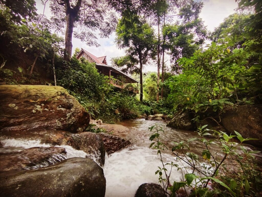 IMG_0083 – Riverside Dwelling Tabakoshi Home Stay Darjeeling